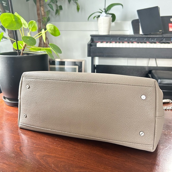 Tory Burch bag - Picture 7 of 11